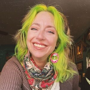 Meet your Posher, Elle